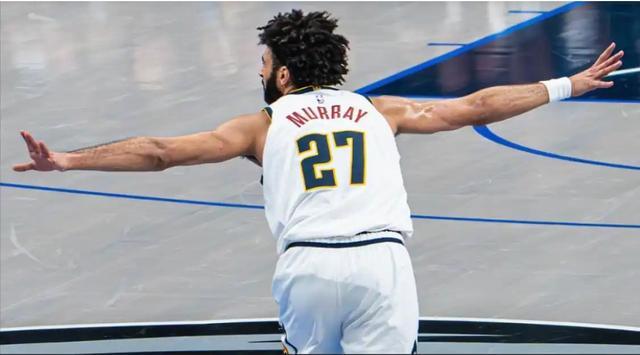 华体会-约基奇不在穆雷场均25+10+5 这表现还不能为他争得一次全明星？