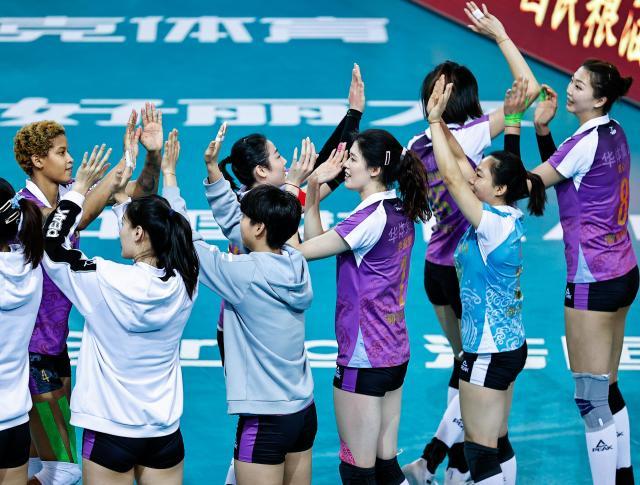 华体会体育官方-发扣拦防全面压制 天津女排轻取江苏加冕第十四冠
