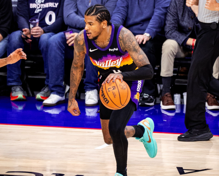 华体会-格林复出2记三分布克27+3+4，探花带不动西帝25中7，太阳大胜76人