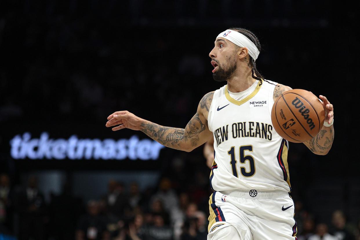 hth-若得8+3控卫，火箭中锋短板迎刃而解？阿门重回4号位，斯通精明