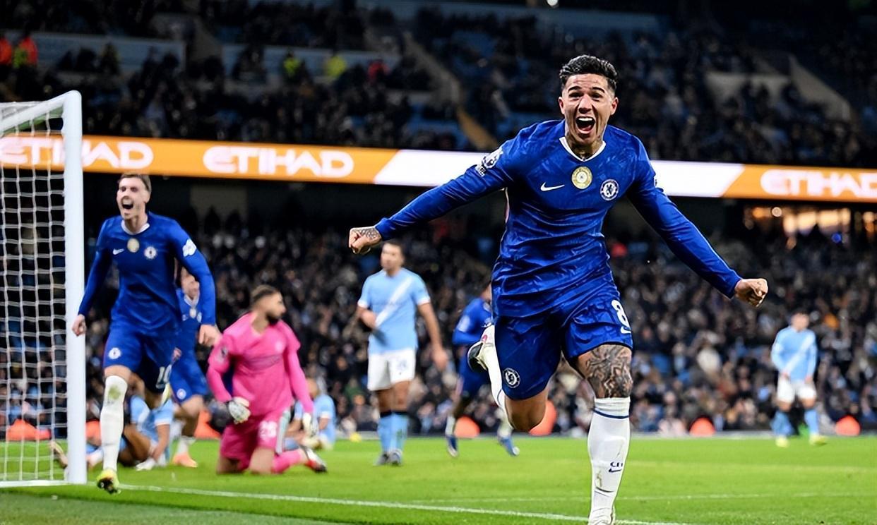 华体会体育官方-皇马酝酿重磅引援,高价挖角阿根廷中场巨星,一大短板可迎刃而解