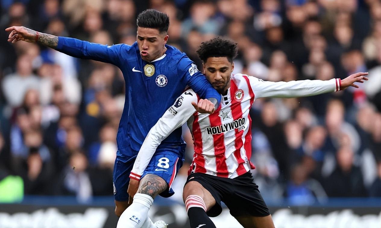 华体会体育官方-皇马酝酿重磅引援,高价挖角阿根廷中场巨星,一大短板可迎刃而解