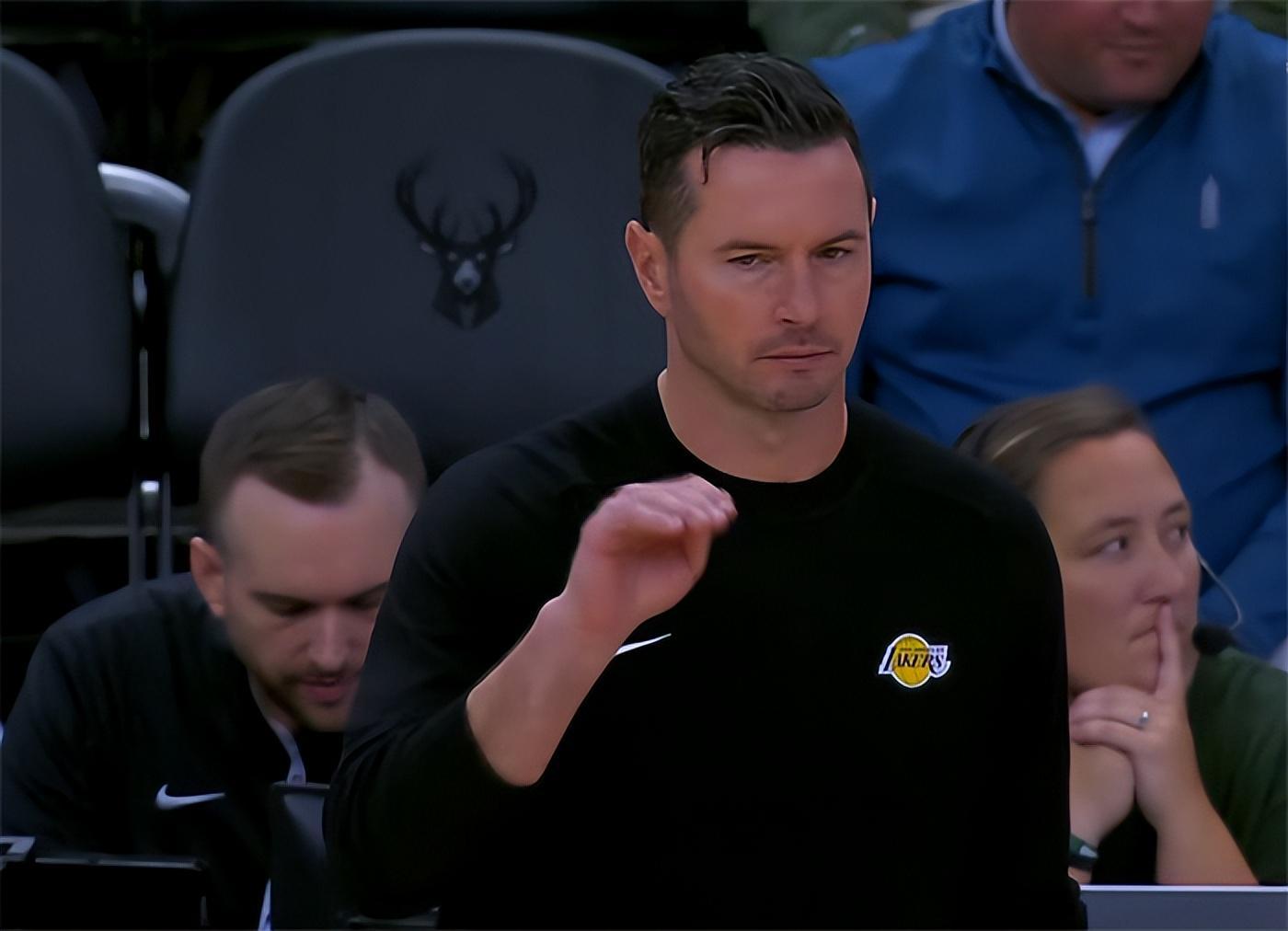 华体会体育官方-湖人104-112快船遭4坏消息！艾顿又崩，雷迪克+2主力引绝望！