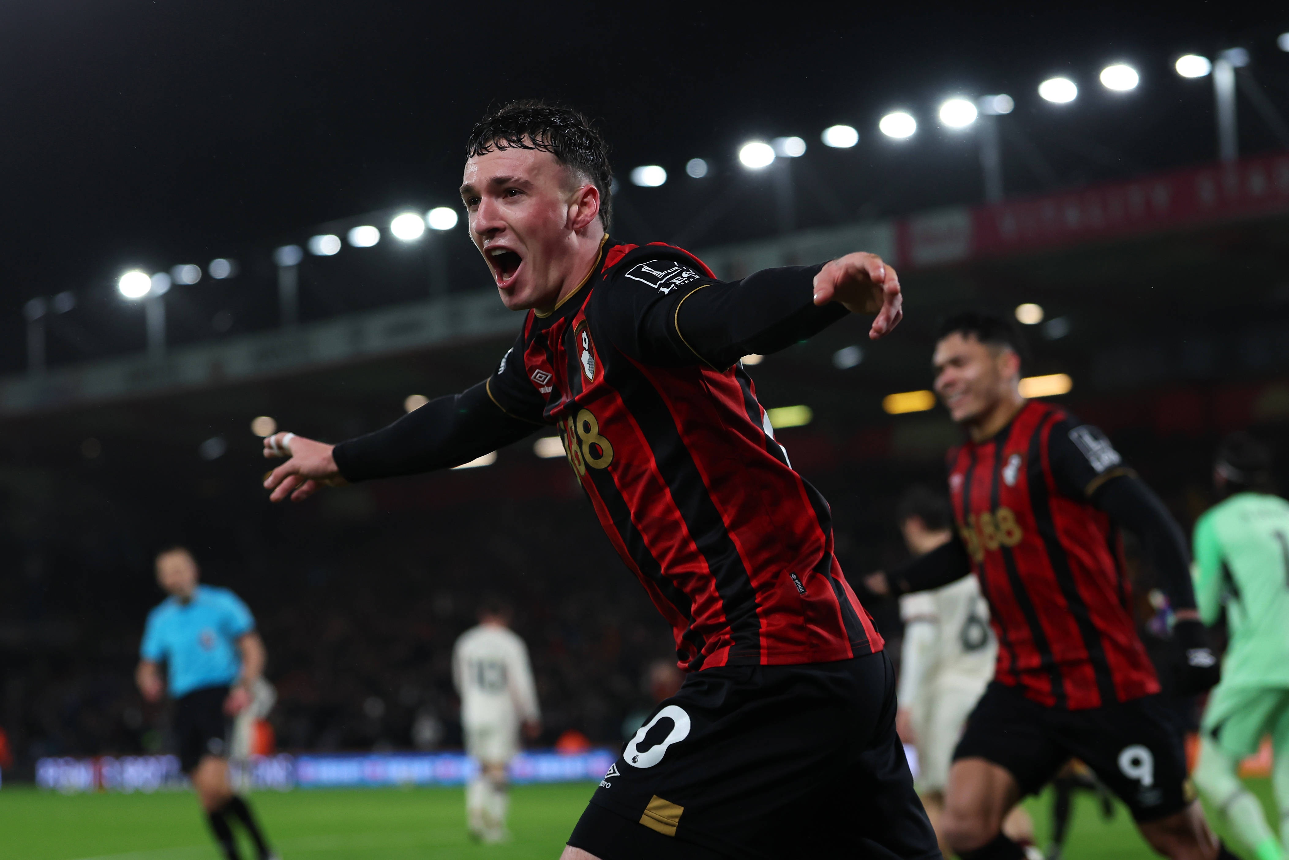 hth-TA:伯恩茅斯即将1950万+500万欧买断希门尼斯,米兰皇马各拿50%