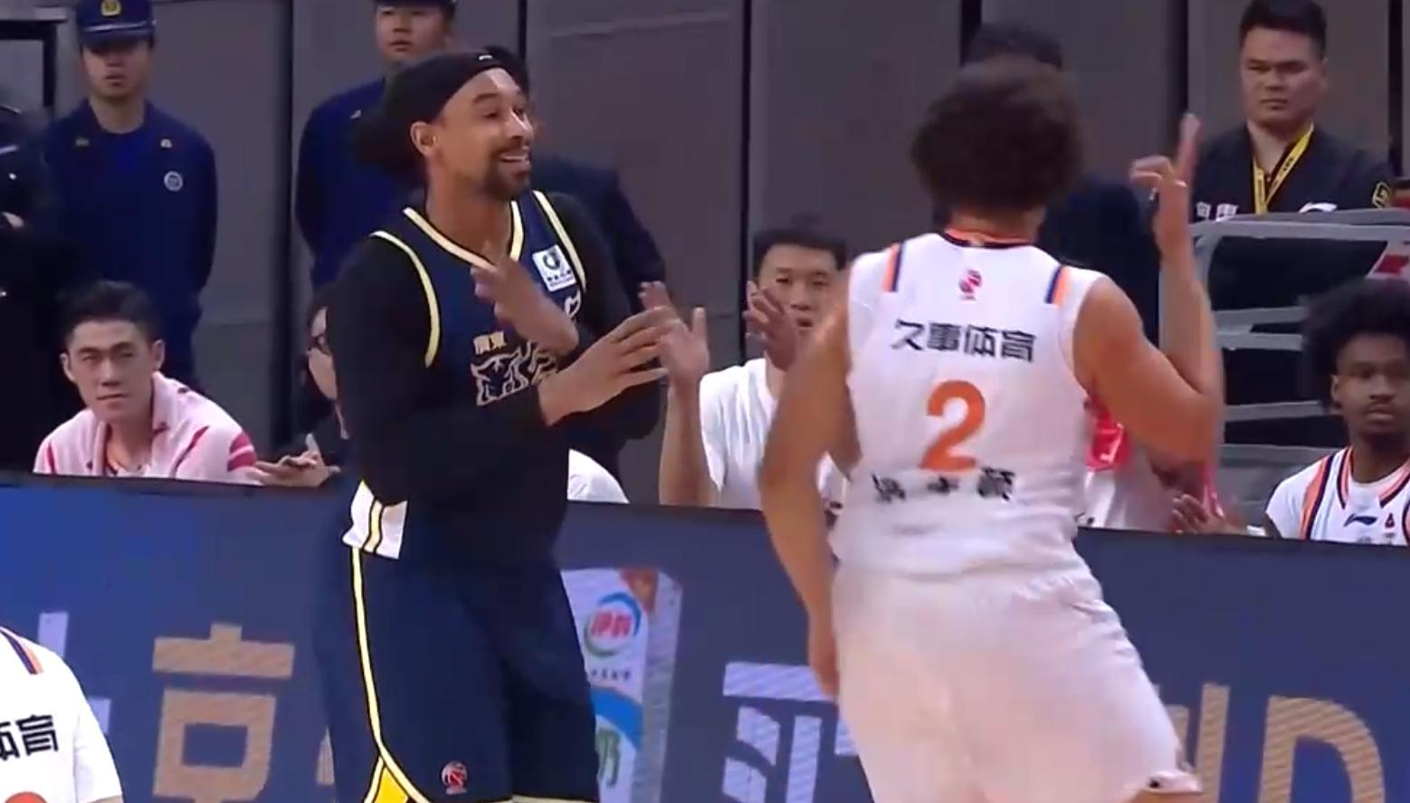 华体会官网-2连败广东再传4坏消息!新添2员伤兵,一夜3人离队,CBA杯更难了